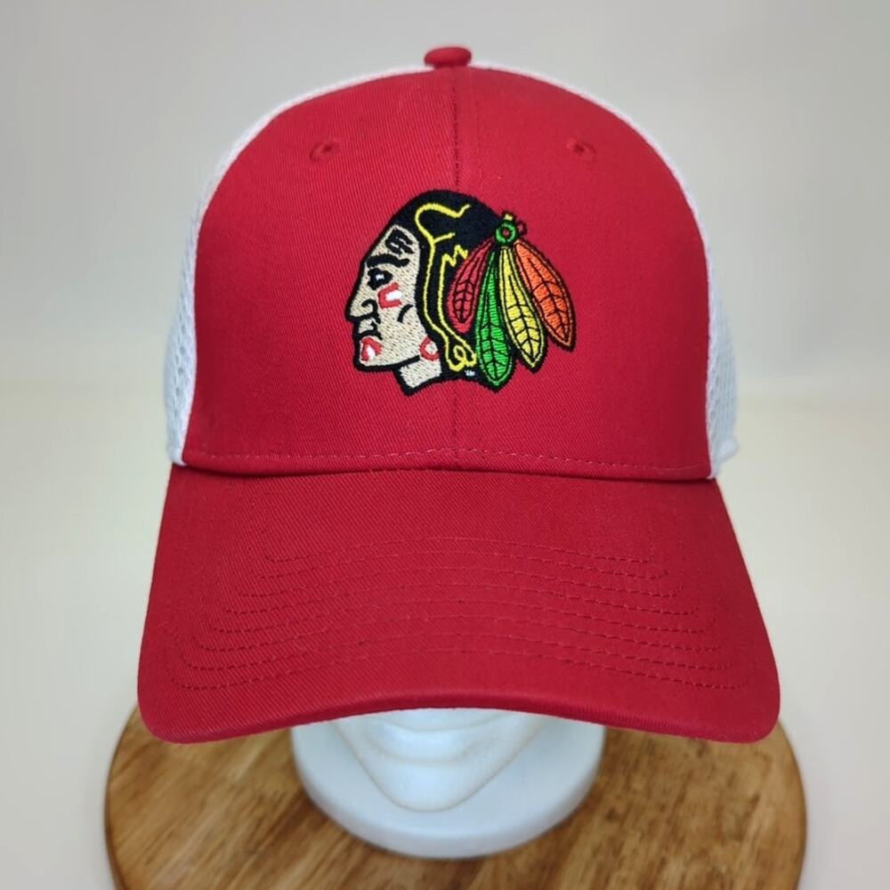 NHL Chicago Blackhawks 39Thirty Flex fit Embroidered Logo Hat  Size Small-Medium